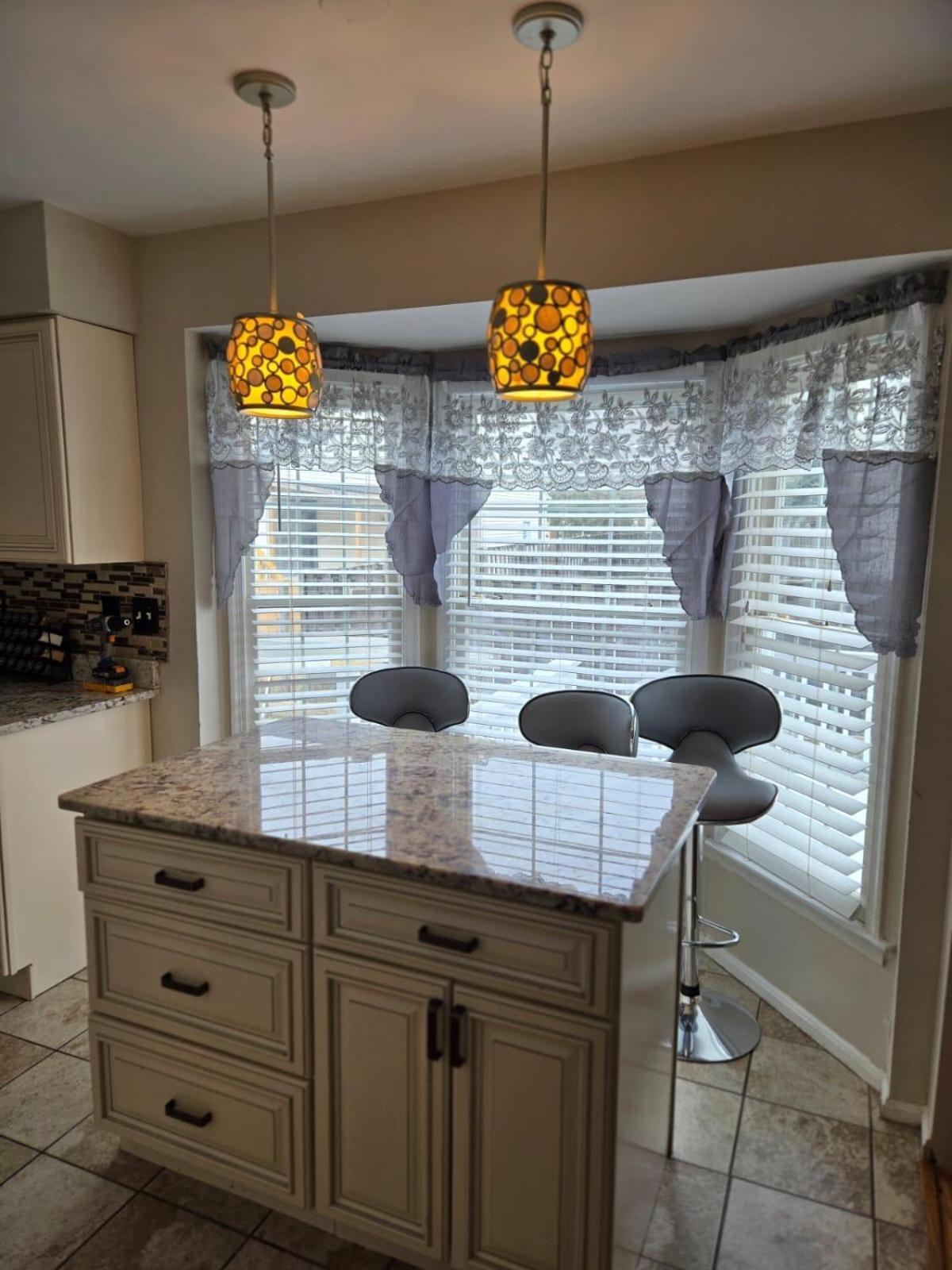 Special Rate Worthy Posh And Magnificent 4 Bedrooms And Two & Half Bath Гринбелт Экстерьер фото