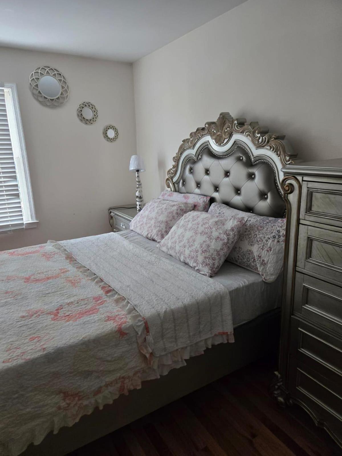 Special Rate Worthy Posh And Magnificent 4 Bedrooms And Two & Half Bath Гринбелт Экстерьер фото