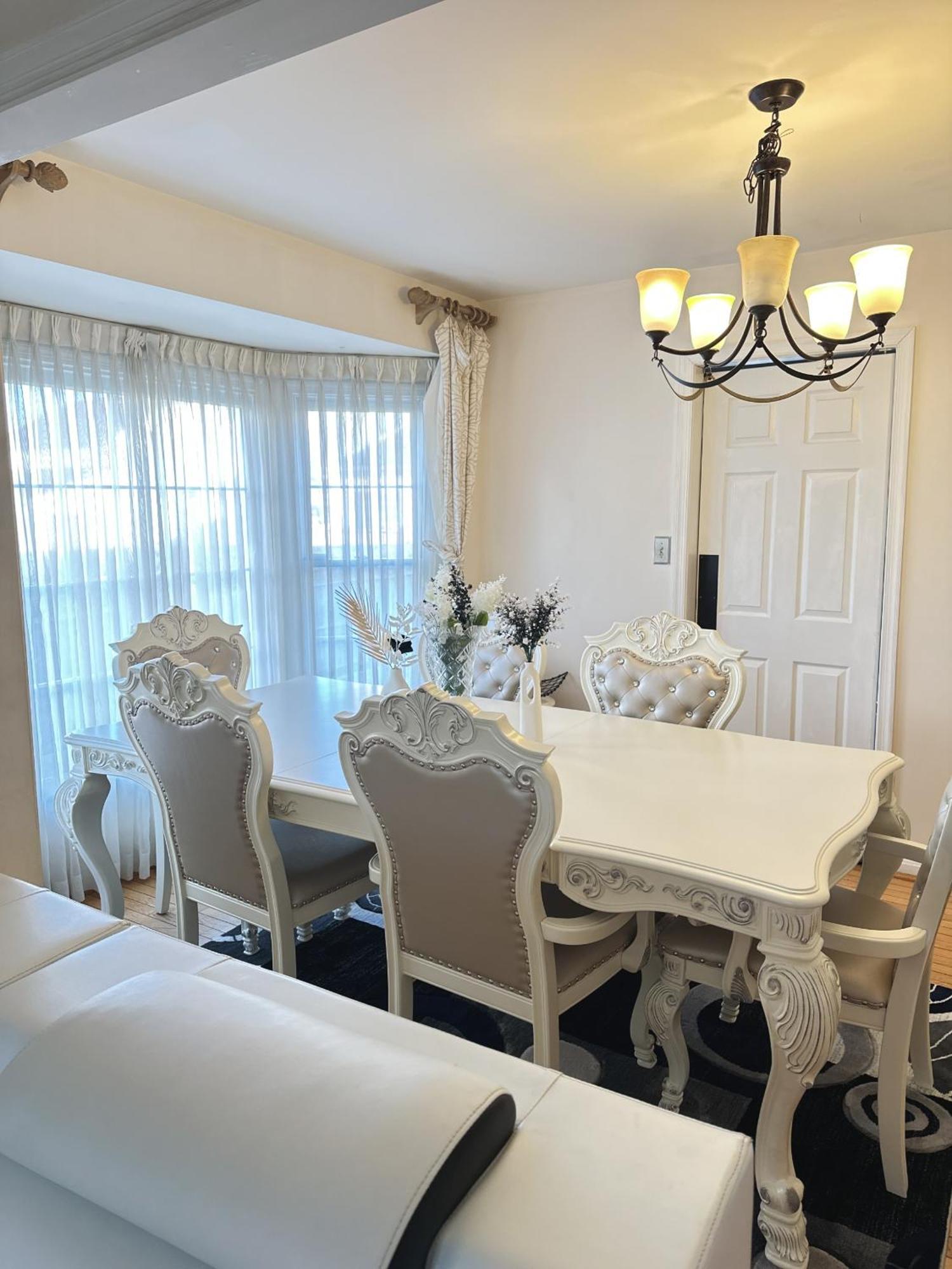 Special Rate Worthy Posh And Magnificent 4 Bedrooms And Two & Half Bath Гринбелт Экстерьер фото